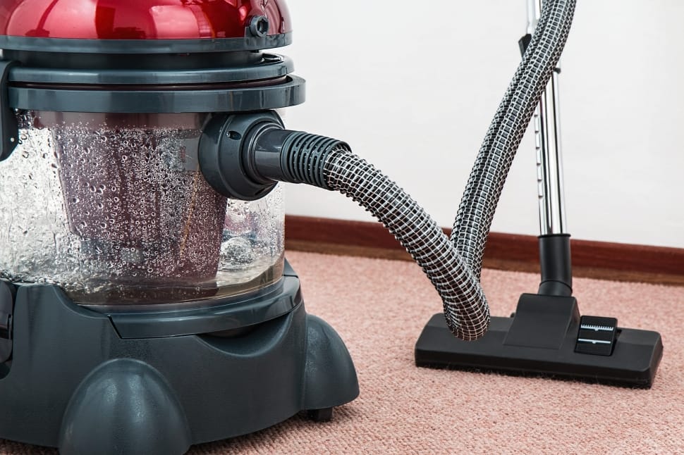 vacuum cleaner for wet floor from leak
